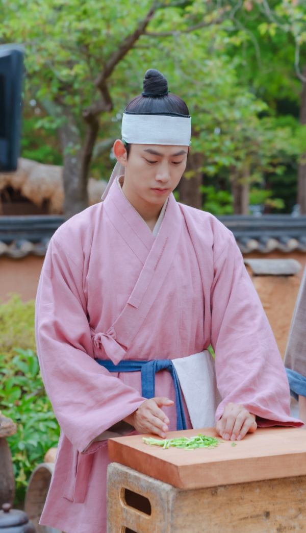 ▲‘어사와 조이’ 옥택연(사진제공=tvN)