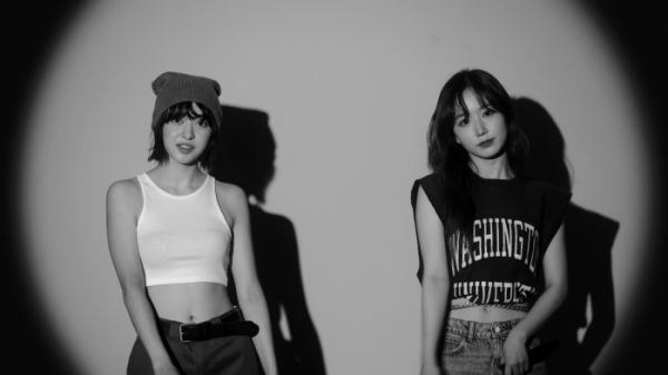 ▲'JYP 2022 신인 걸그룹' 멤버 해원 & 릴리(사진제공=JYP엔터테인먼트)