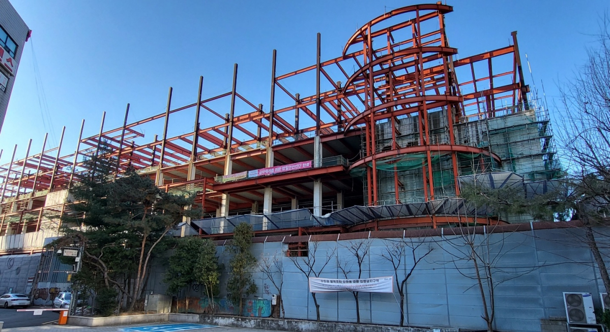 ▲계획만 무성하던 창동민자역사 개발사업이 11년 만에 본궤도에 오른다. 서울 도봉구 창동민자역사 전경. (이동욱 기자 toto@)