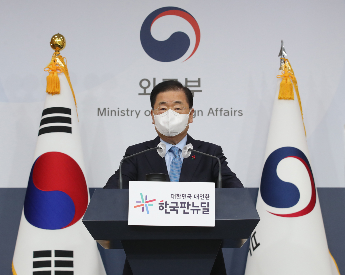 ▲정의용 외교부 장관이 29일 오전 서울 종로구 외교부청사에서 내신기자 대상 브리핑을 하고 있다. (공동취재사진) 