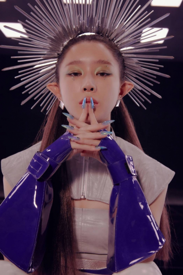 ▲록킹돌 로아(사진 = SRP엔터테인먼트 제공)