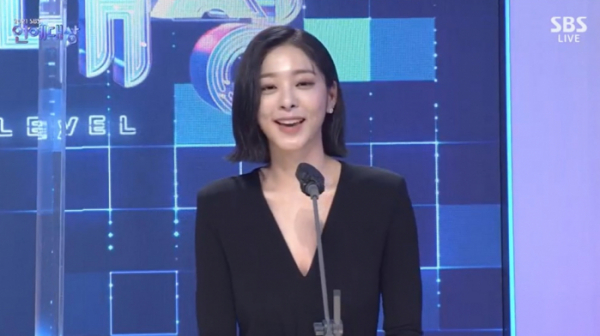 ▲'2021 SBS 연예대상' 설인아(사진제공=SBS)