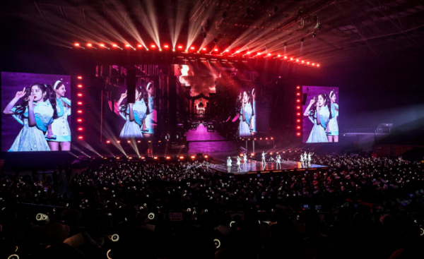 ▲트와이스(사진제공=JYP엔터테인먼트)