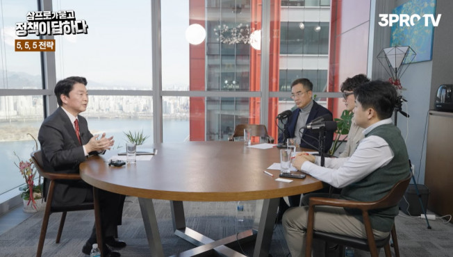 ▲국민의당 안철수 대선 후보는 부동산 정책 방향에 대해 "안정적 집값을 유지하는 정책을 펴야 한다"고 2일 밝혔다. (사진=삼프로TV 유튜브 방송 화면 캡처)