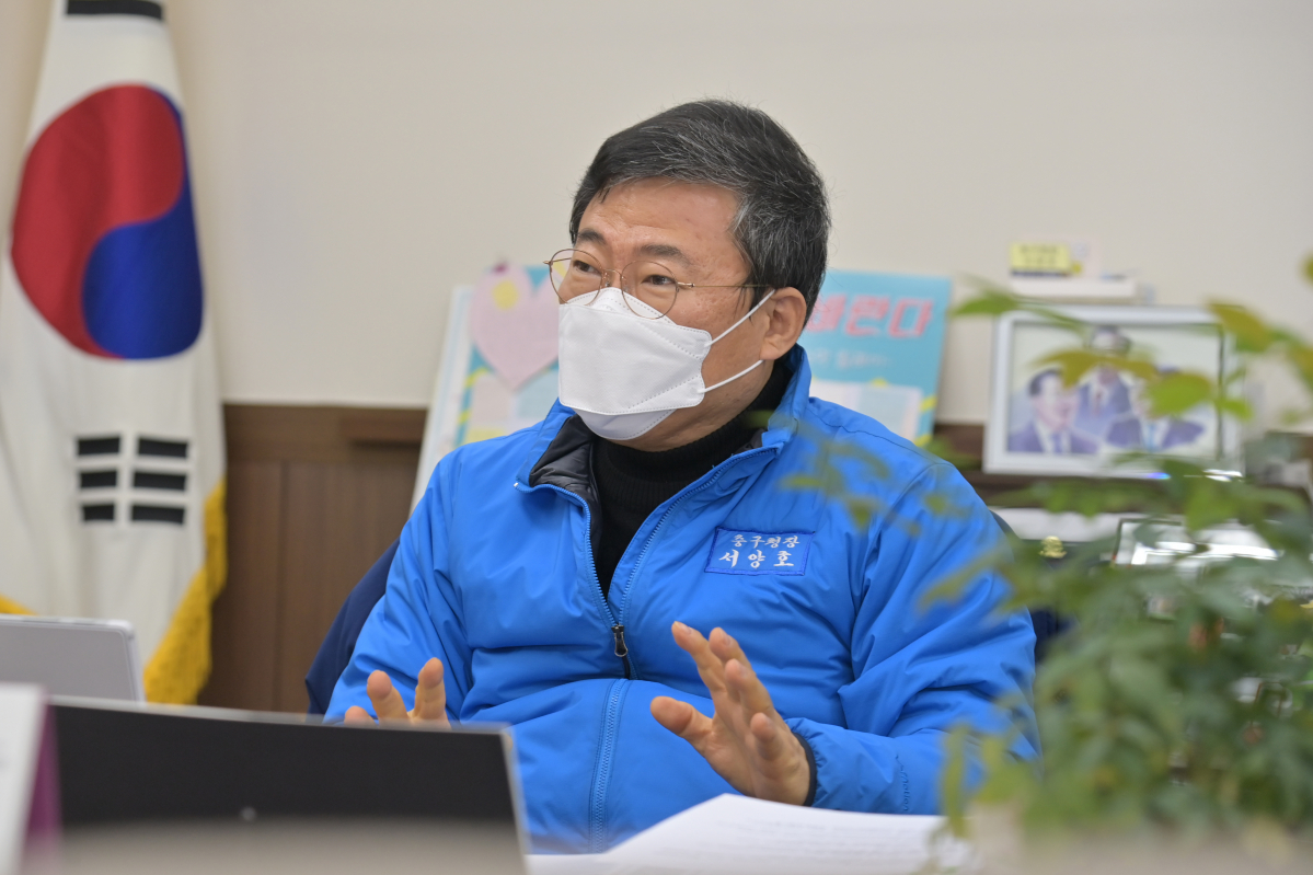 ▲서양호 중구청장은 "중구민은 도시공간을 제공하지만 보상은 없다"며 "시설관리공단을 경제개발공사로 전환해 구민들에게 혜택을 주고 싶다"고 말했다.  (사진제공=중구)