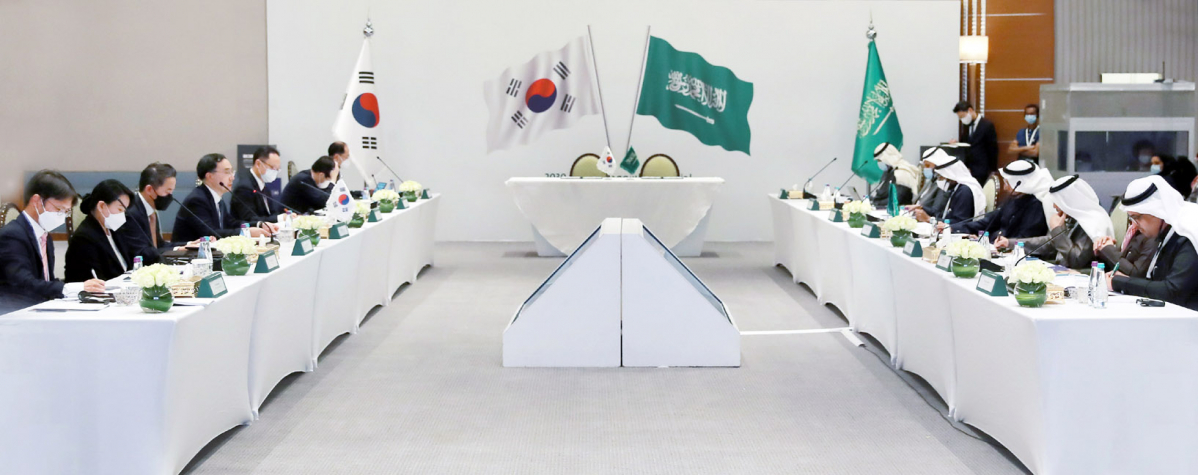 ▲사진은 18일 사우디 현지에서 열린 제3차 한-사우디 비전 2030 협력 위원회 모습. (사진제공=산업통상자원부)