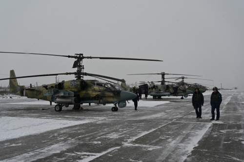 ▲러시아 로스토프주에 헬리콥터가 놓여 있다. 로스토프/로이터연합뉴스
