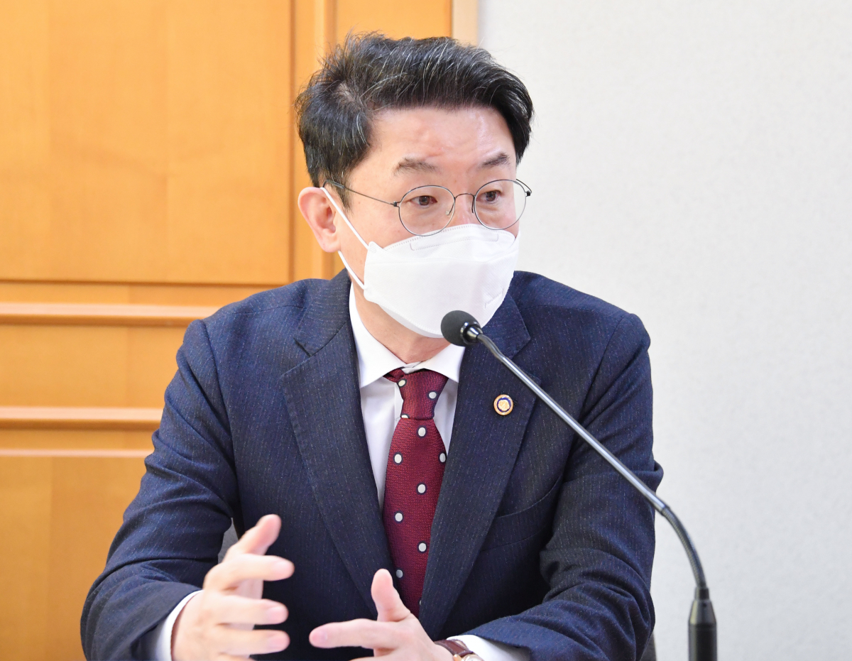 ▲이억원 기획재정부 차관이 1월 21일 서울 중구 YWCA회관에서 열린 '제3차 물가관계차관회의'를 주재, 모두발언을 하고 있다. (사진제공=기획재정부)