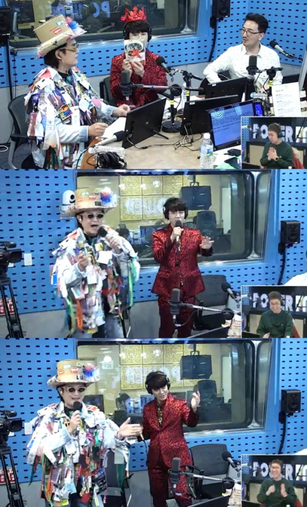 ▲노라조(사진 = SBS 파워FM '김영철의 파워FM' 방송 화면 캡처)