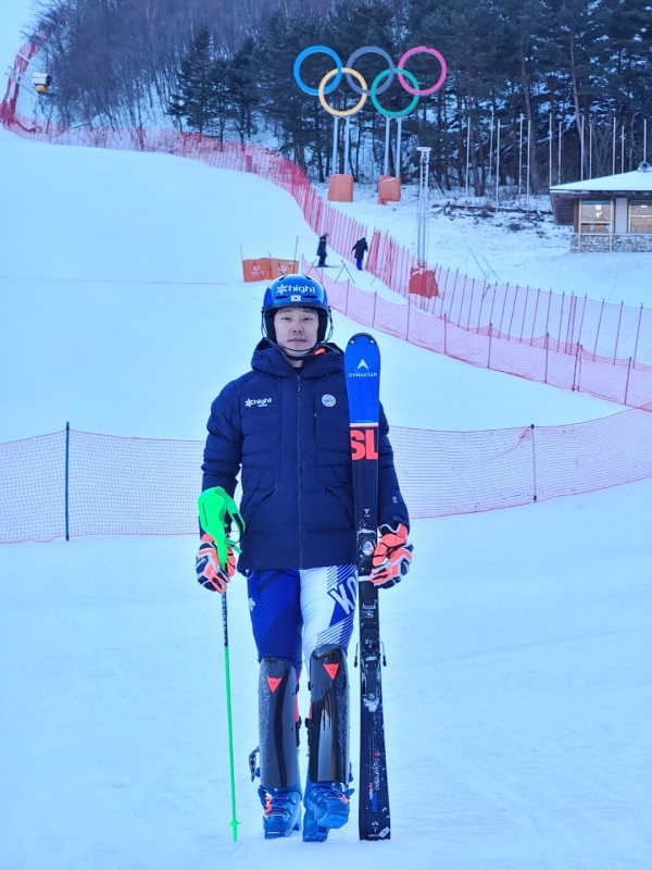 ▲(사진 = 미국동부한인스키협회 제공) 2022 베이징동계올림픽 알파인 스키 대표로 선발된 정동현(하이원리조트)
