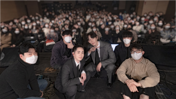 ▲1415(사진 = 유니버설뮤직 제공)