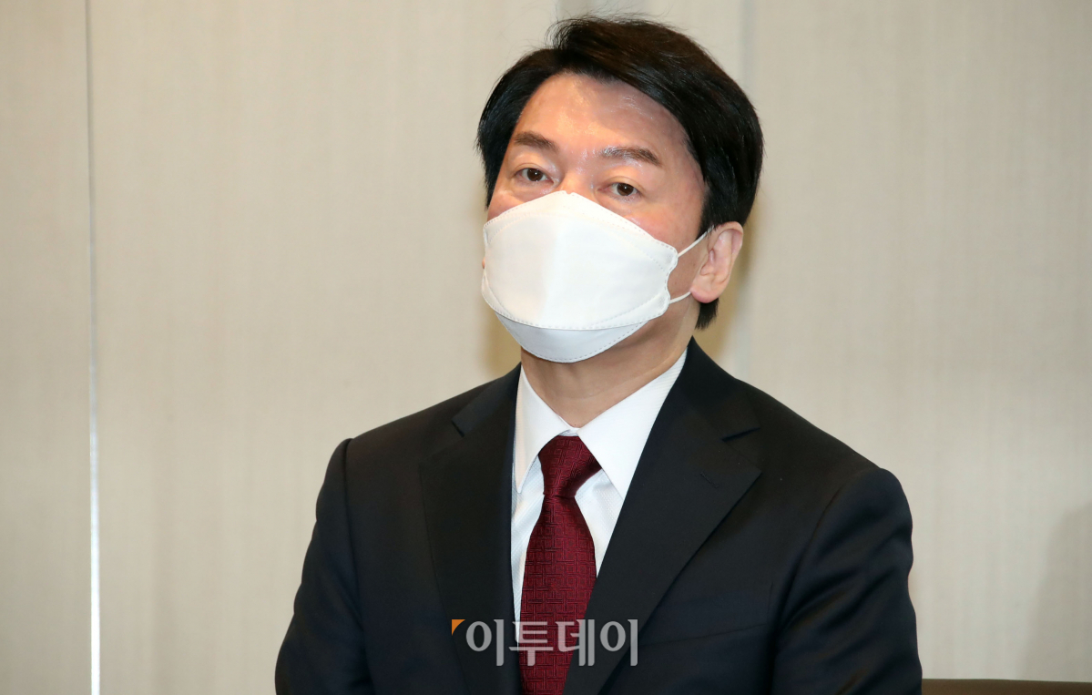 ▲안철수 국민의당 대선 후보가 9일 오전 서울 중구 대한상공회의소에 열린 대선후보 초청 간담회에서 발언하고 있다. (국회사진취재단)