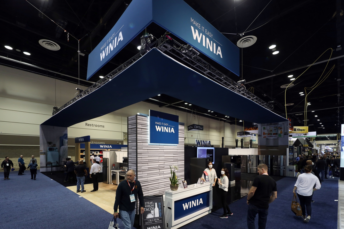 ▲위니아전자는 8일(이하 현지시간)부터 10일까지 미국 올랜도 오렌지카운티 컨벤션센터서 진행하는 미국 최대 주방∙욕실 전시회인 ‘KBIS(The Kitchen & Bath Industry Show)∙국제 건축 전시회인 IBS(International Builders’ Show) 2022’에 참가했다.  (사진제공=위니아전자)