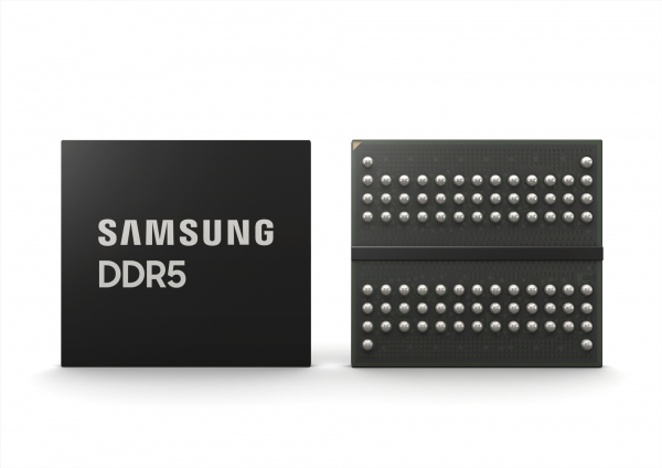 ▲삼성전자 14나노 DDR5 D램 (사진제공=삼성전자)