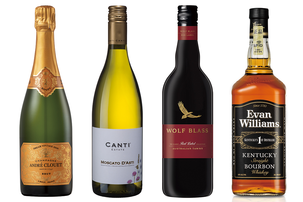 ▲앙드레 끌루에 드림빈티지 2016(왼쪽부터), 칸티 모스카토 다스티, 울프블라스 레드라벨 타우니, 에반 윌리엄스 블랙. (신세계L&B)