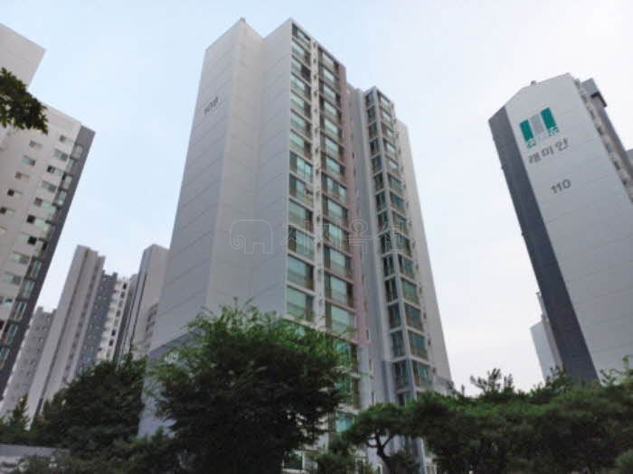 ▲서울 서대문구 남가좌동 377 디엠씨래미안클라시스  (사진제공=지지옥션)