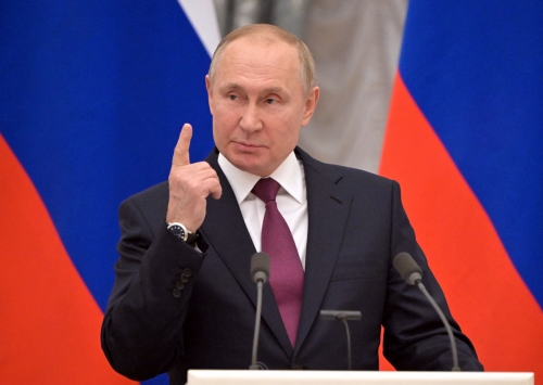▲블라디미르 푸틴 러시아 대통령이 15일(현지시간) 올라프 숄츠 독일 총리와 정상회담 후 열린 기자회견에서 발언하고 있다. 모스크바/로이터연합뉴스
