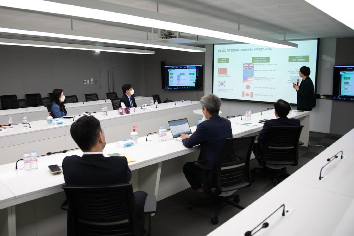 ▲한화그룹이 ‘제1회 ESG 세미나’를 진행하고 있다.(사진제공=한화)
