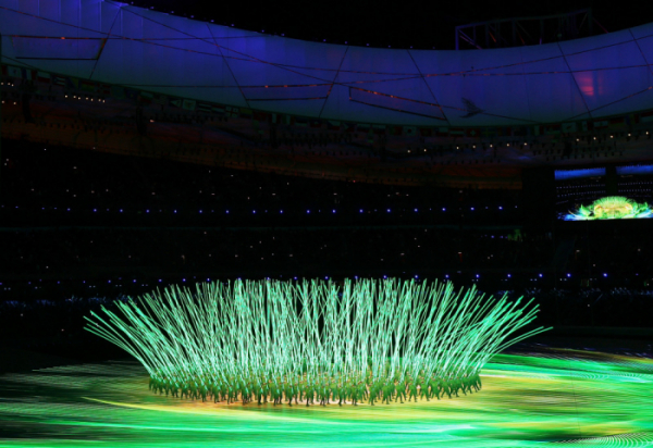 ▲4일 오후 중국 베이징 국립경기장에서 2022 베이징 동계올림픽 개회식 공연이 펼쳐지고 있다. (연합뉴스)
