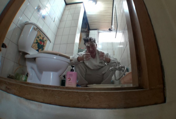 ▲서남용 집에서 생활하는 이상민(사진제공=SBS)