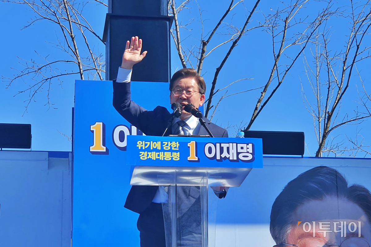 ▲이재명 더불어민주당 대선후보 6일 서울 도봉유세현장.  (유혜림 기자 wiseforest@)