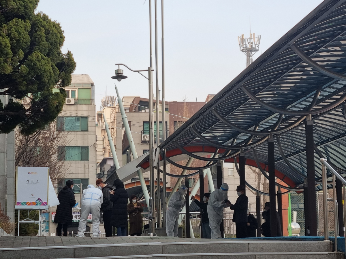 ▲서울시 창서 초등학교에 위치한 신촌 제4, 5투표소 (유하영 수습기자 haha@)