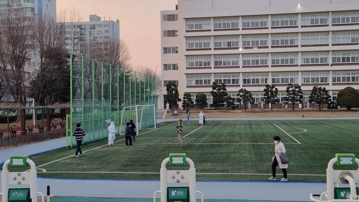 ▲서울시 강남구 현대고등학교에 마련된 신사 제4투표소 (김상영 수습기자 ksy2291@)