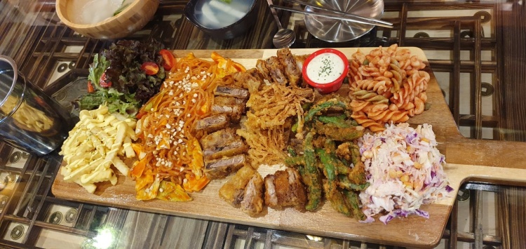 (출처=네이버 '빠삭족발' 업체제공사진)