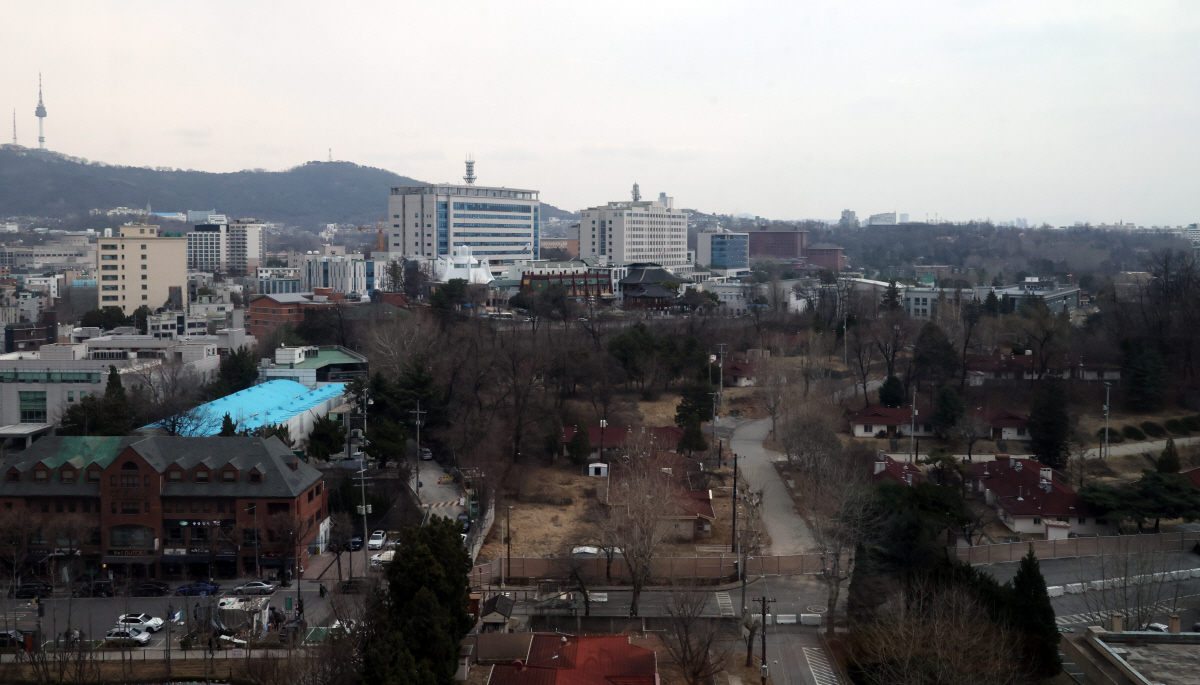 ▲윤석열 당선인의 새 집무실 후보인 용산 국방부 청사 전경.
(연합뉴스)