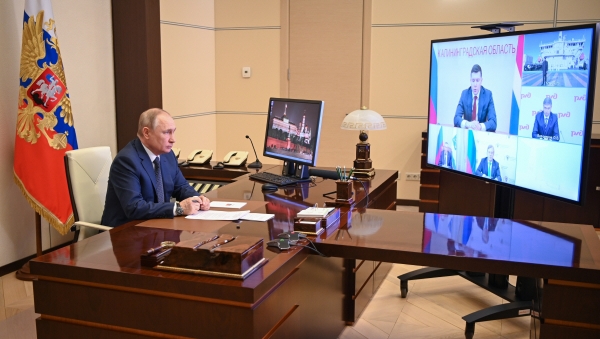 ▲블라디미르 푸틴 러시아 대통령이 4일 화상회의를 주재하고 있다.  (뉴시스)