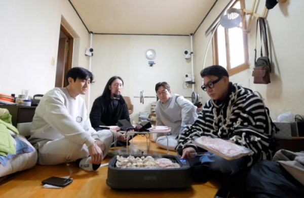▲개그맨 서남용 집 방문(사진제공=SBS)