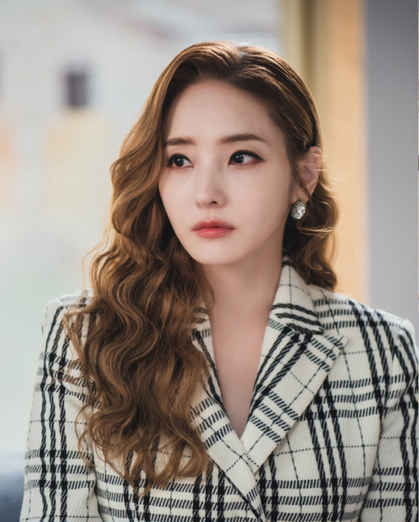 ▲'스폰서' 한채영(사진 제공=빅토리콘텐츠)