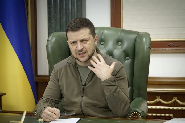 ▲볼로디미르 젤렌스키 우크라이나 대통령이 12일(현지시간) 연설하고 있다. 키이우/AP뉴시스
