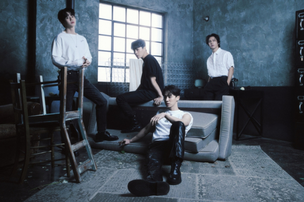 ▲하이라이트(사진 = 어라운드어스 엔터테인먼트 제공)