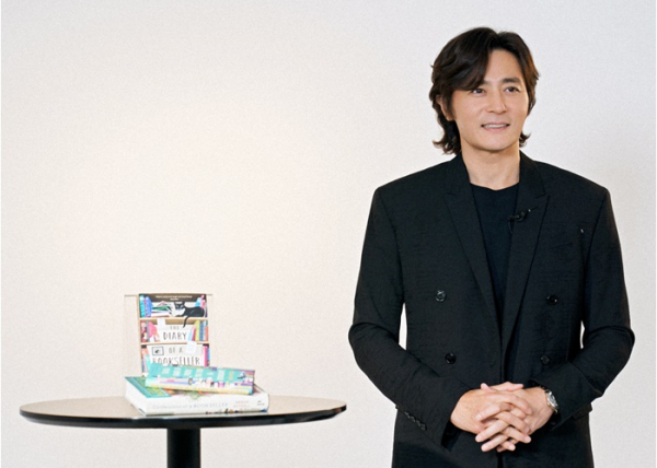 ▲장동건의 백투더북스 시즌2(사진제공=인디컴)