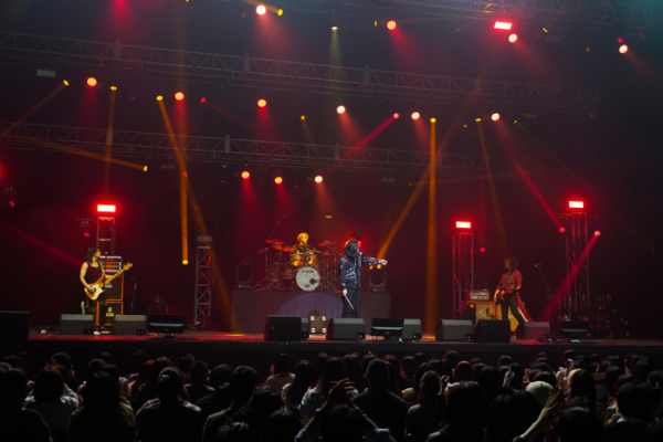 ▲크랙샷(사진 = 위엔터테인먼트 제공)