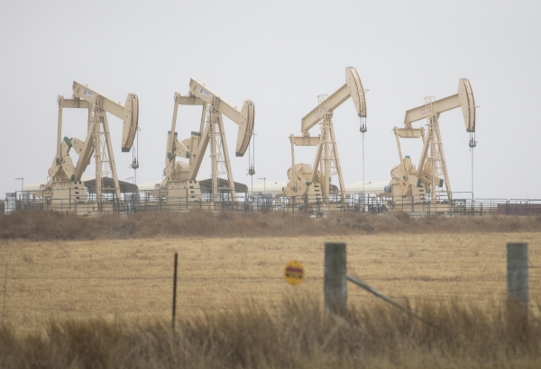 ▲미국 텍사스에서 지난달 25일 석유 굴착 장비들이 보인다. 텍사스/신화뉴시스
