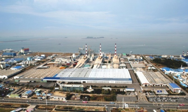 ▲한국유리공업 군산 공장 전경 (사진제공=LX인터내셔널)