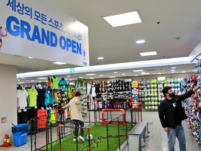 ▲제타플렉스 잠실점에 문을 여는 데카트론 매장 전경(사진제공=롯데마트)