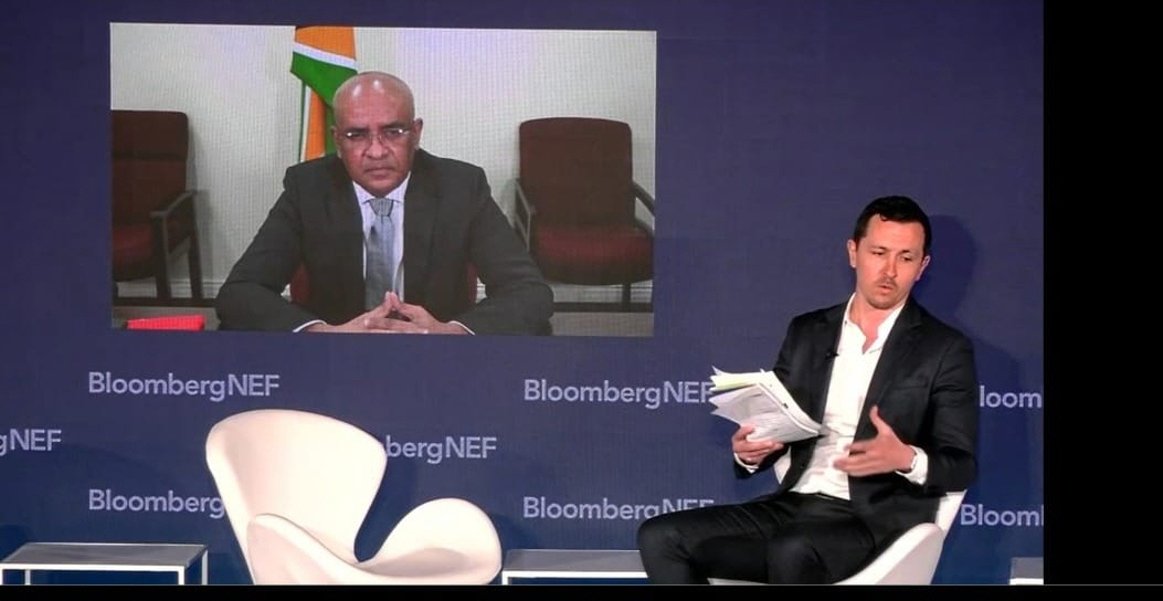 ▲바라트 자그데오 가이아나 부통령이 19일(현지시간) 뉴욕에서 열린 블룸버그NEF서밋에 화상으로 참여하고 있다. 출처 자그데오 페이스북
