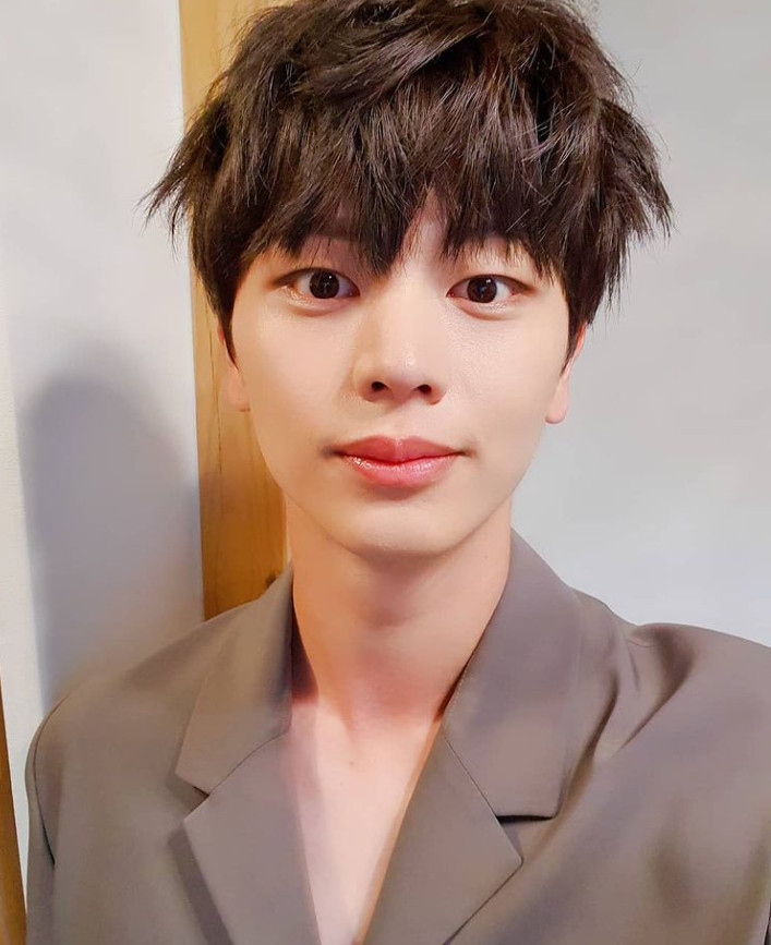 ▲육성재 열애설 부인.  (출처=육성재SNS)