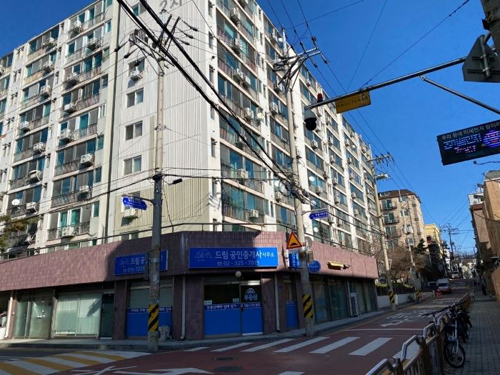 ▲서울 마포구 망원동 망원미원2차 4층 403호 (사진제공=지지옥션)