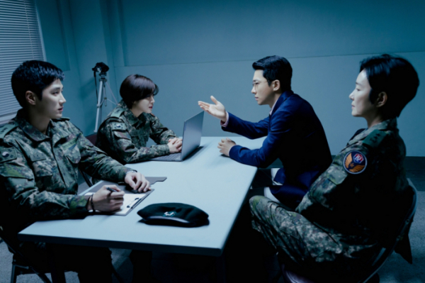 ▲군검사 도베르만(사진제공=tvN)