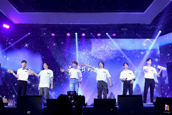 ▲아스트로(사진 = 판타지오 제공)