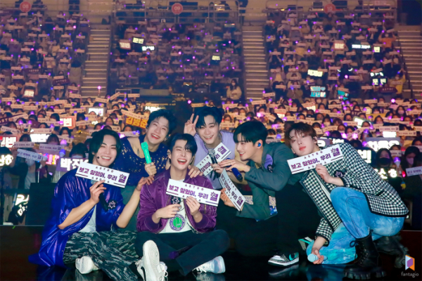 ▲아스트로(사진 = 판타지오 제공)