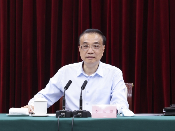 ▲리커창 중국 총리가 11일 장시성에서 열린 경제 대책 회의에서 발언하고 있다. 장시성/신화뉴시스
