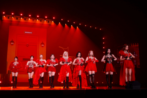 ▲트와이스(사진제공=JYP엔터테인먼트)