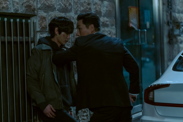 ▲'우월한 하루'(사진제공=OCN)