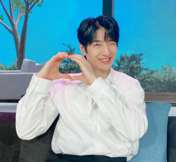 ▲손호영(사진 = 비트인터렉티브 제공)