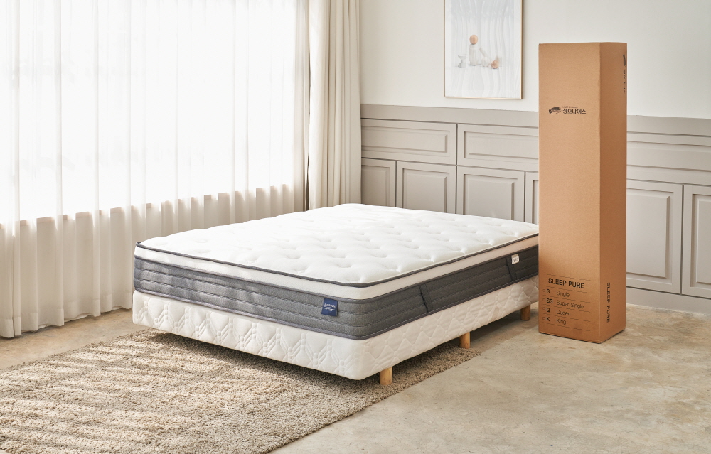 ▲'청호 슬립퓨어' 유로탑 시그니처 프리미엄 매트리스. (사진제공=청호나이스 )